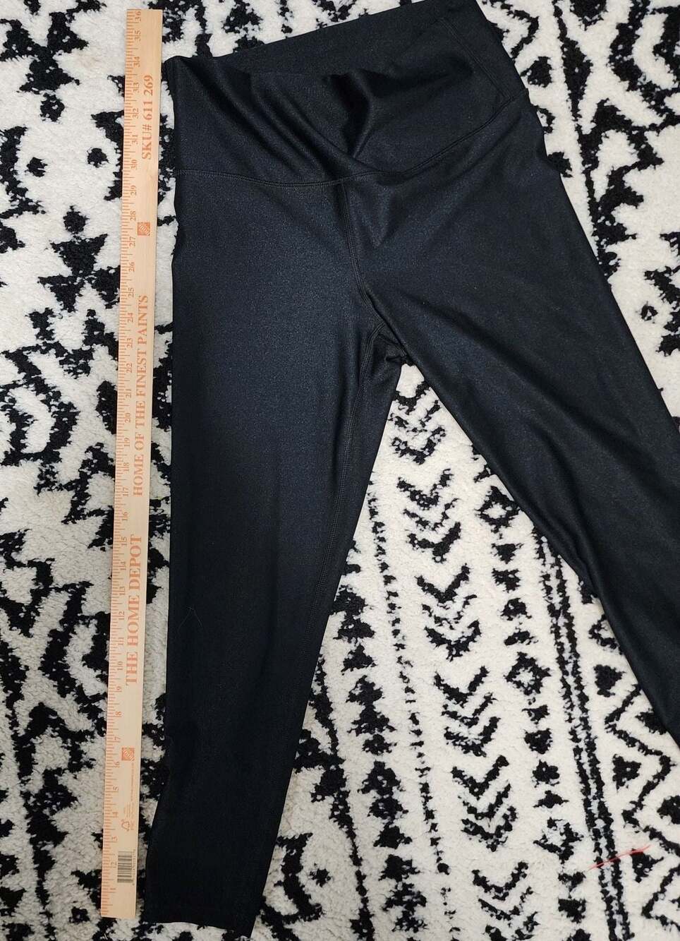 OFFLINE by Aerie Black Ribbed High-Waisted 7/8 Leggings - Picture 10 of 12